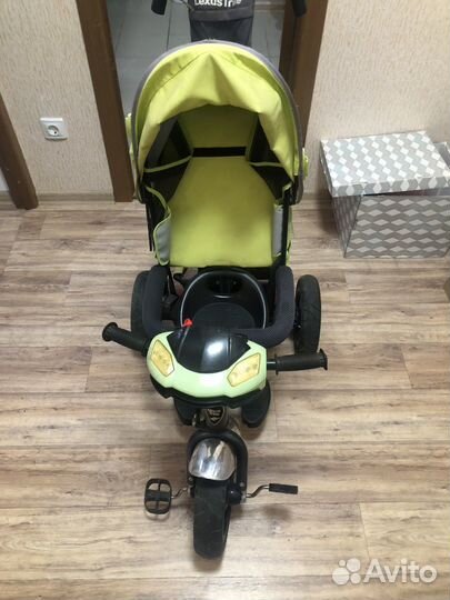 Трехколесный велосипед с родительской ручкой