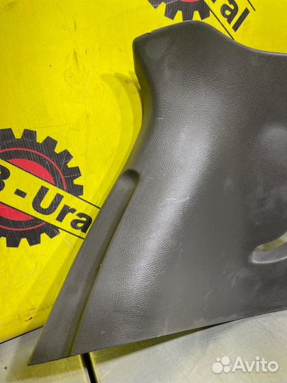 Обшивка багажника Subaru R2 RC EN07 2003—2010