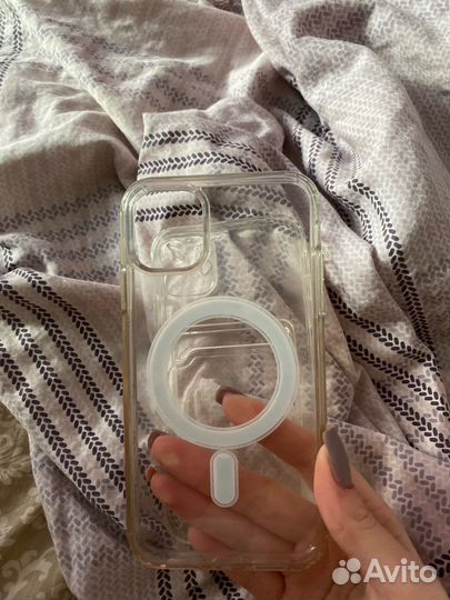 Чехол на iPhone 11