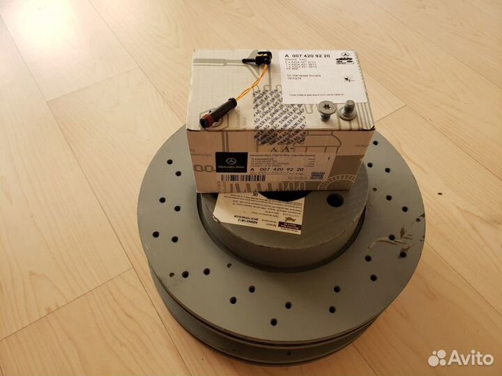 Тормозные диски Mercedes C-class AMG Ориг. Новое