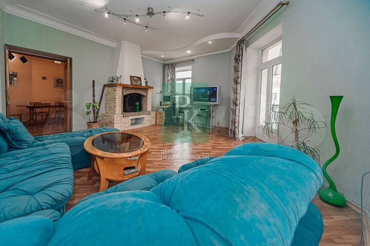 5-к. квартира, 160 м², 3/3 эт.