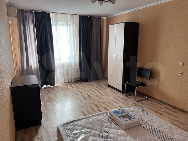 1-к. квартира, 42 м², 11/16 эт.