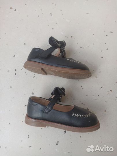 Туфли для девочки 25 размер