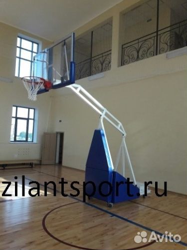 Стойка баскетбольная складная мобильная c выносом