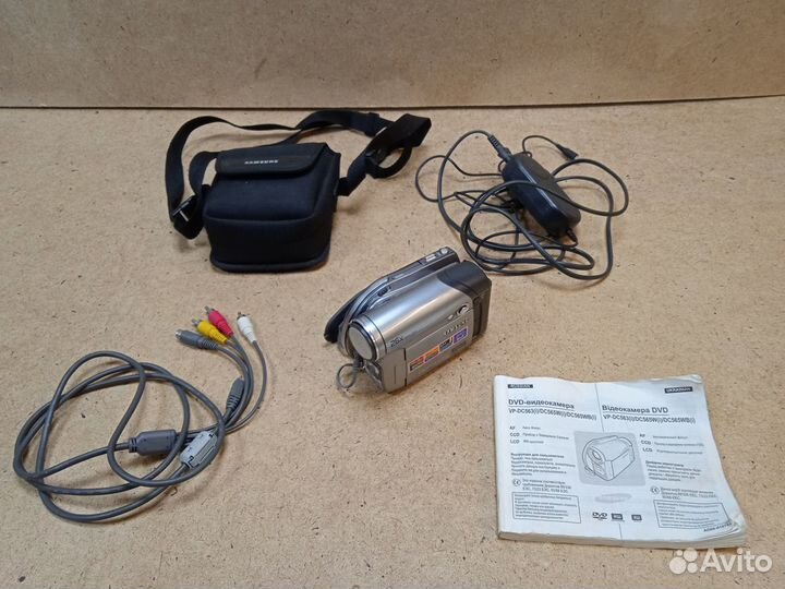 DVD видеокамера Samsung VP-DC563i