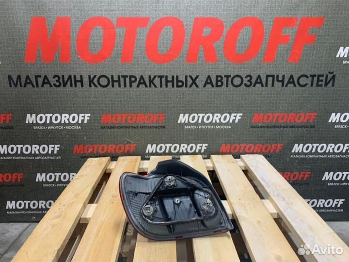 Стоп правый Тойота Витц NCP10 52-049 А722