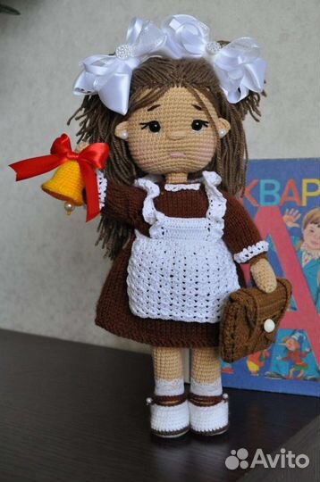 Кукла выпускница ручной работы