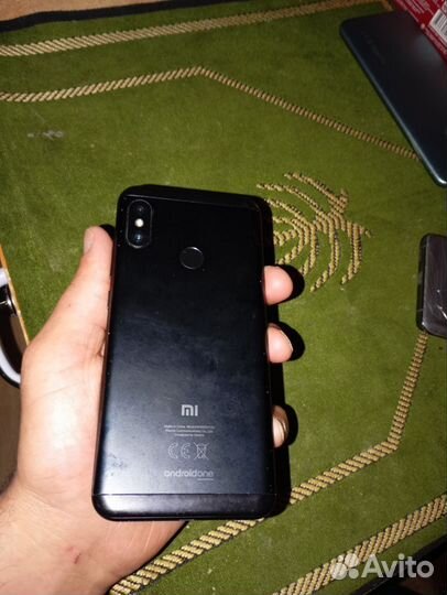 Xiaomi Mi A2 Lite Android One, 3/32 ГБ