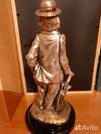 Статуэтка клоун