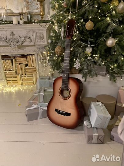 Гитара акустическая