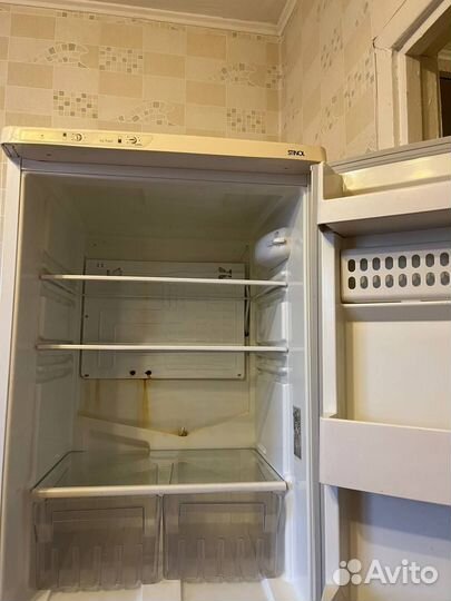 Продам холодильник Стинол