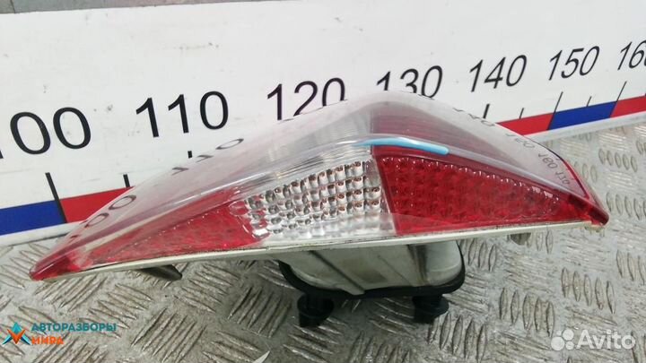 Фонарь задний правый Ford Kuga 2010