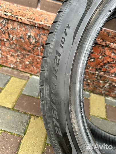 Pirelli P Zero 275/40 R21 107Y