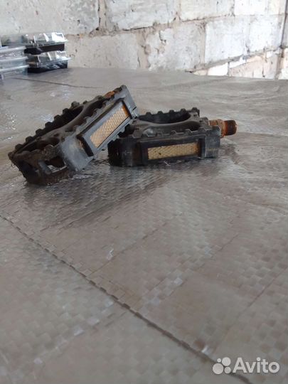 Педали для велосипеда