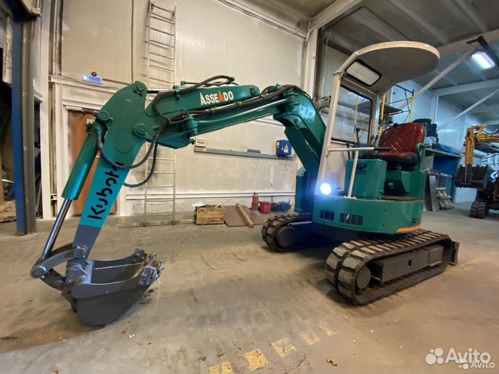 Мини экскаватор