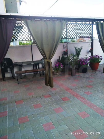 Дом 280 м² на участке 4 сот.