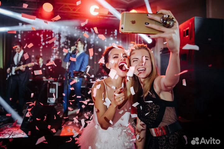 Ведущий-диджей, фото-видео, живая музыка и караоке