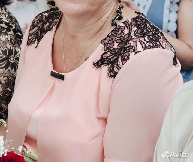 Платье нарядное 50-52 размер