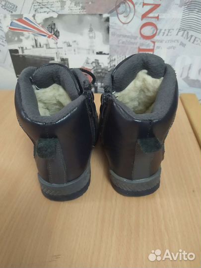 Ботинки зимние р. 23
