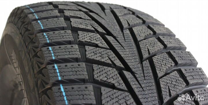 Hankook Winter I'Cept X RW10 235/75 R16