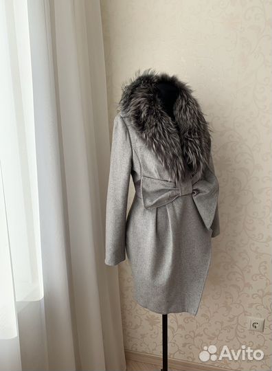 Пальто женское демисезонное 42 44 серое с мехом