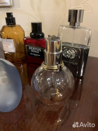 Флаконы от парфюма Givenchy, Gucci и другие