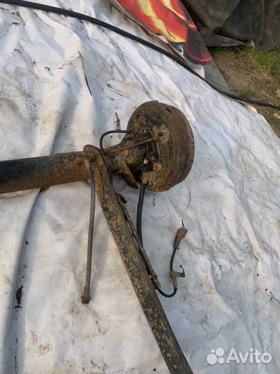 Балка задняя nissan B14