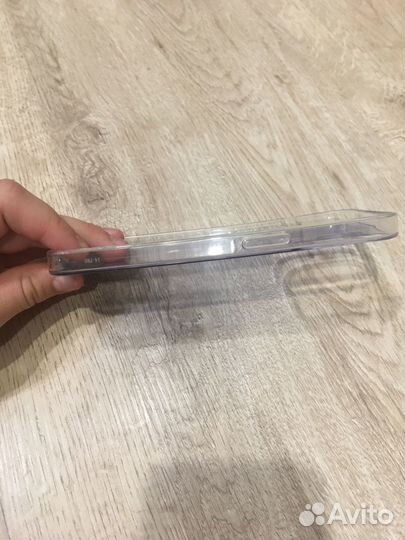 Чехол на iPhone 14 pro(новый)