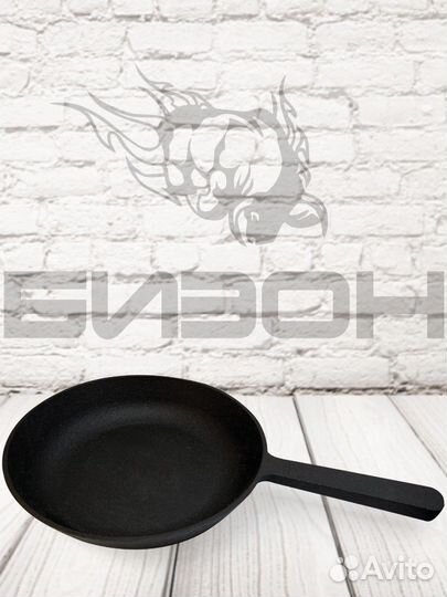 Сковорода 22 см чугунная новая