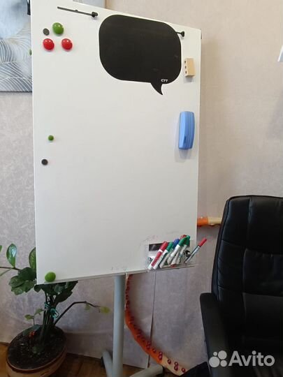 Совершенно новый маркерный флипчарт