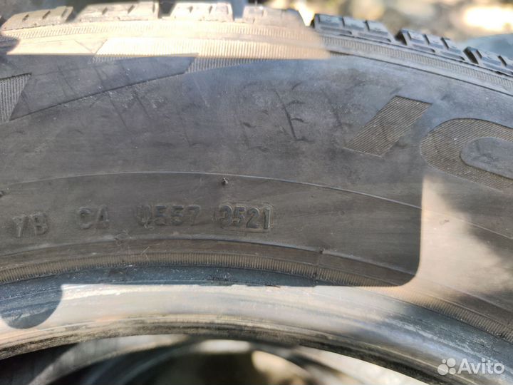 Pirelli Ice Zero FR 225/60 R17