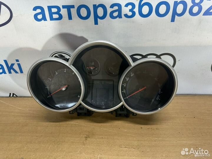 Панель приборов Chevrolet Cruze седан F16D3 2014