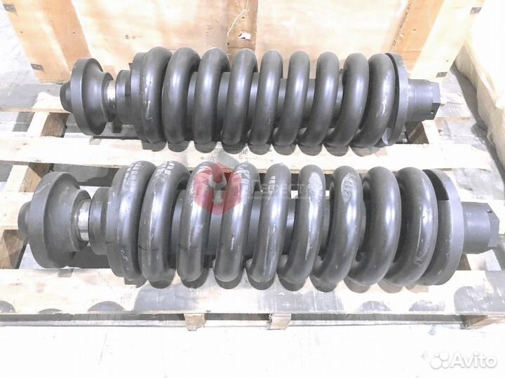 Натяжитель гусеницы 14504096