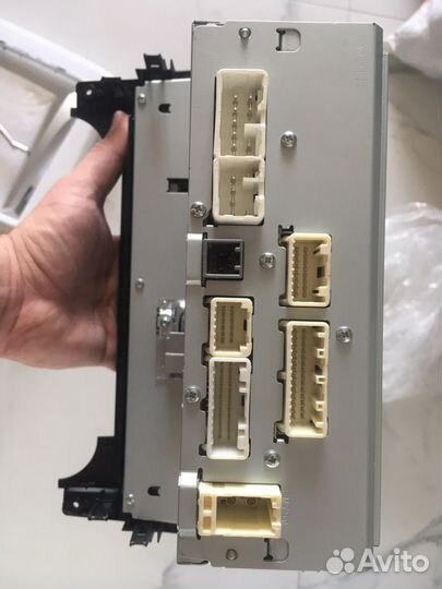 Магнитола оригинальная для Toyota сarmry