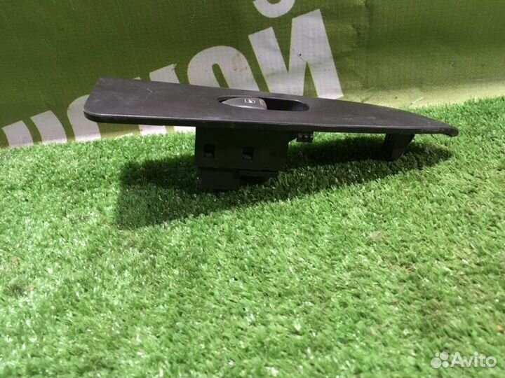 Кнопка стеклоподъемника передняя правая Chery Qq6