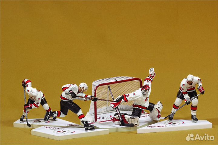 Фигурки хоккеистов нхл mcfarlane