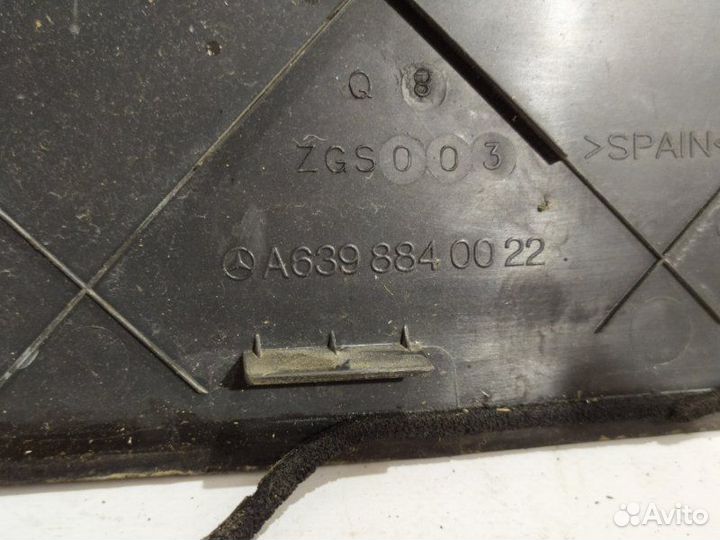 Крышка салонного фильтра Mercedes Vito W639 2.1D