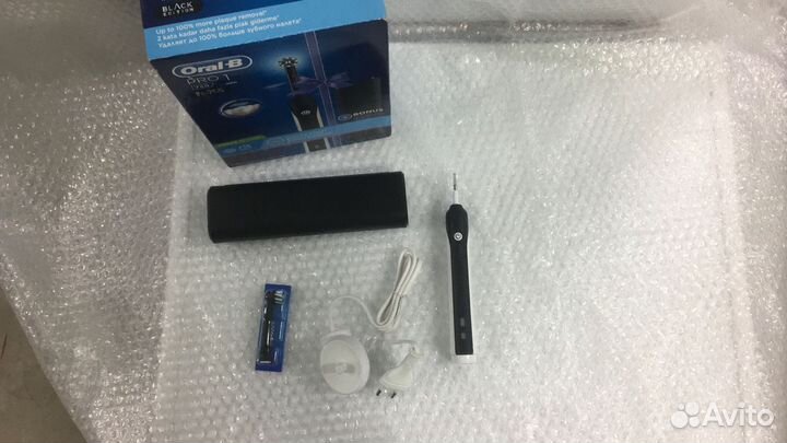 Зубная щетка электрическая Braun Oral-B Pro 750 D1