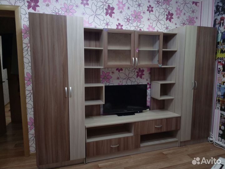 Стенка горка со шкафом