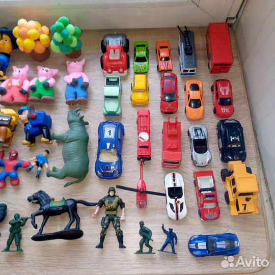 Машинки игрушки