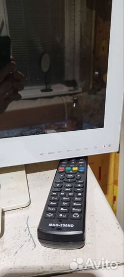 Телевизор ЖК 24 дюйма