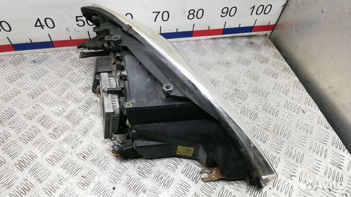 Фара Ford Galaxy (1995-2006)