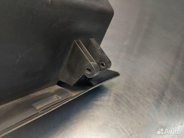 Бардачок Hyundai Santa Fe