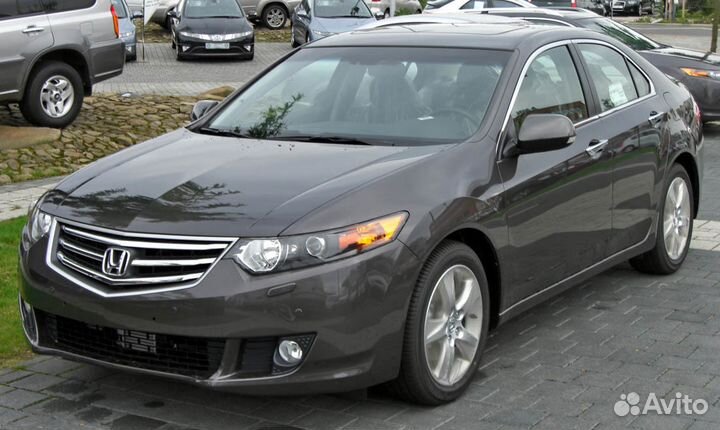 Honda accord 2008-2010 бампер передний