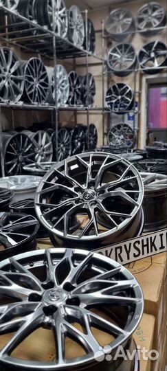 Диски новые R18 koko kuture