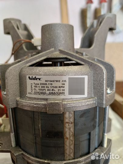Двигатель от стиральной машины indesit 20585.119