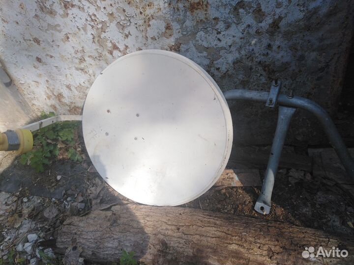 Спутниковая тарелка триколор