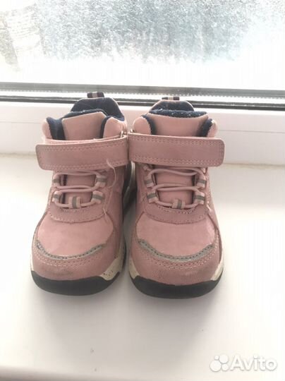Ботинки демисезонные для девочки 22 размер