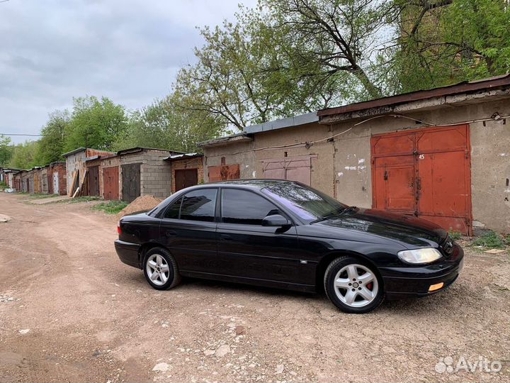 Opel Omega 2.6 МТ, 2003, 297 000 км