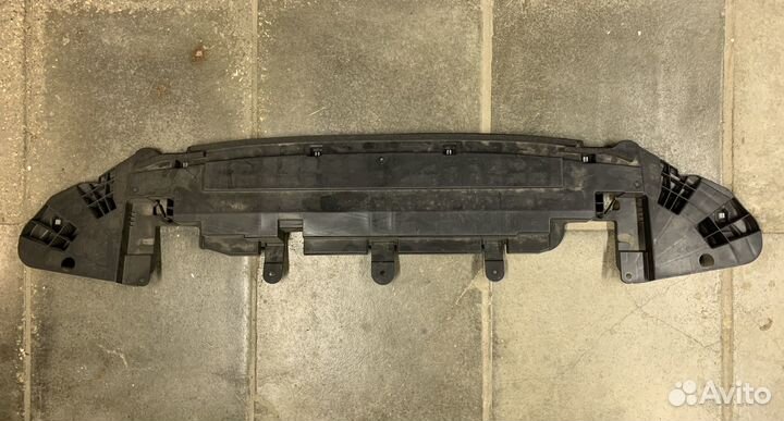 Пыльник бампера Toyota Camry 5361833060